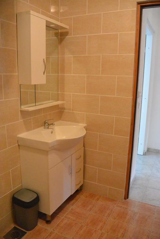 Apartament Vila Familia Prizna Zewnętrze zdjęcie